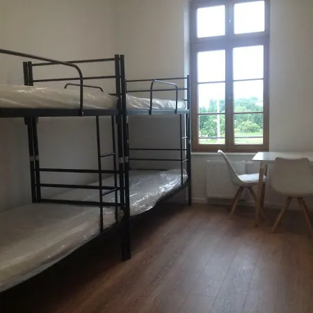 Dworcowy W Dzierzoniowie Hostel Dzierżoniów